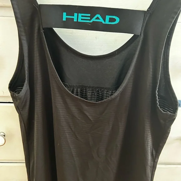 EUC HEAD Women’s Black Racer Back Sleeveless Tank with Teal Accent & Loose Fit - Picture 4 of 6